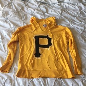 Good Pittsburgh Pirates PINK hoodie! Medium